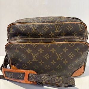 Louis Vuitton Monogram Brown Messenger Bag
